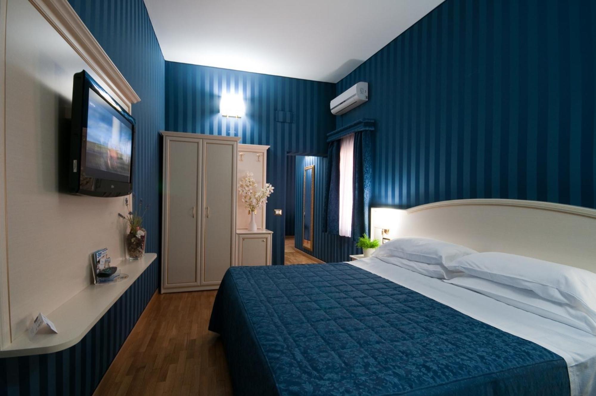 Trevi 41 Hotel — Photos 1